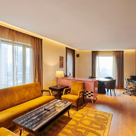 Hilton Garden Inn Lakhnau Kültér fotó
