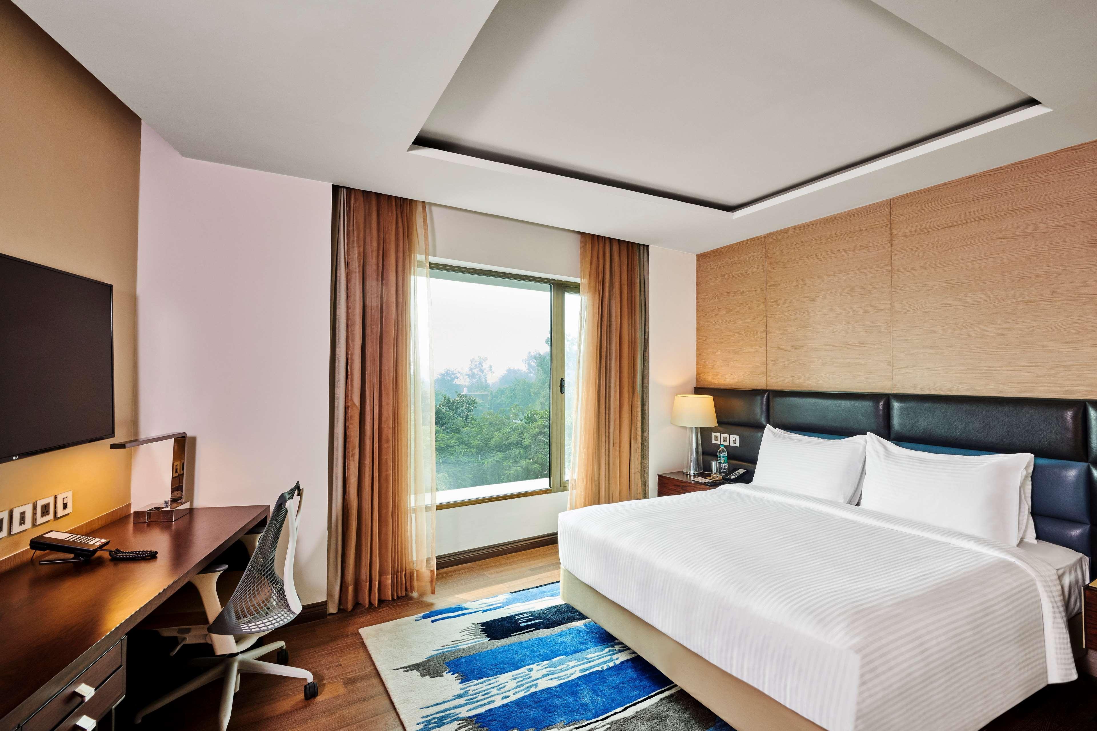 Hilton Garden Inn Lakhnau Kültér fotó