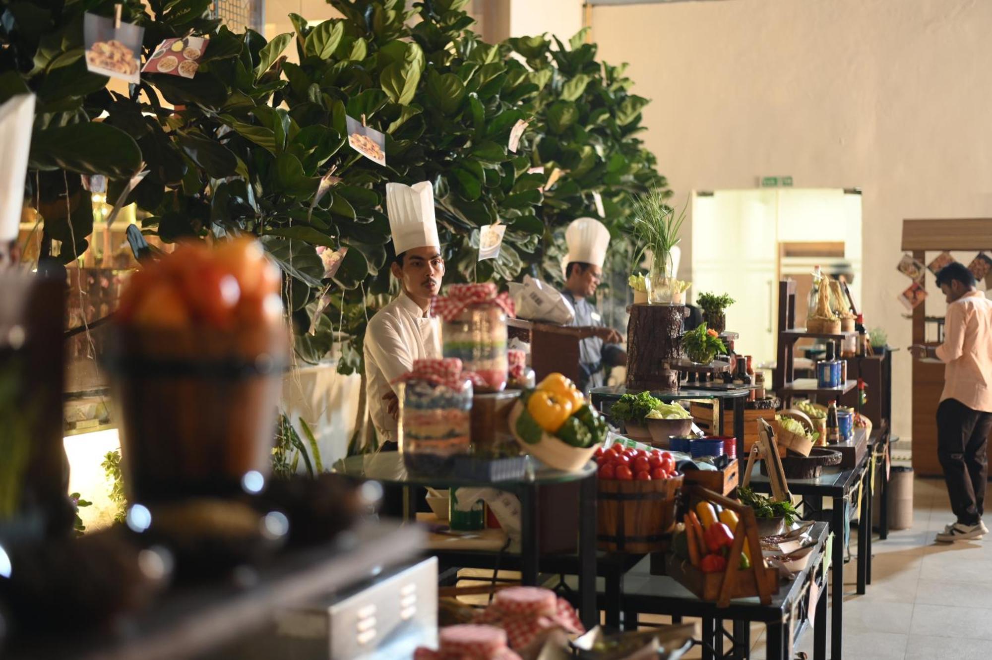 Hilton Garden Inn Lakhnau Kültér fotó