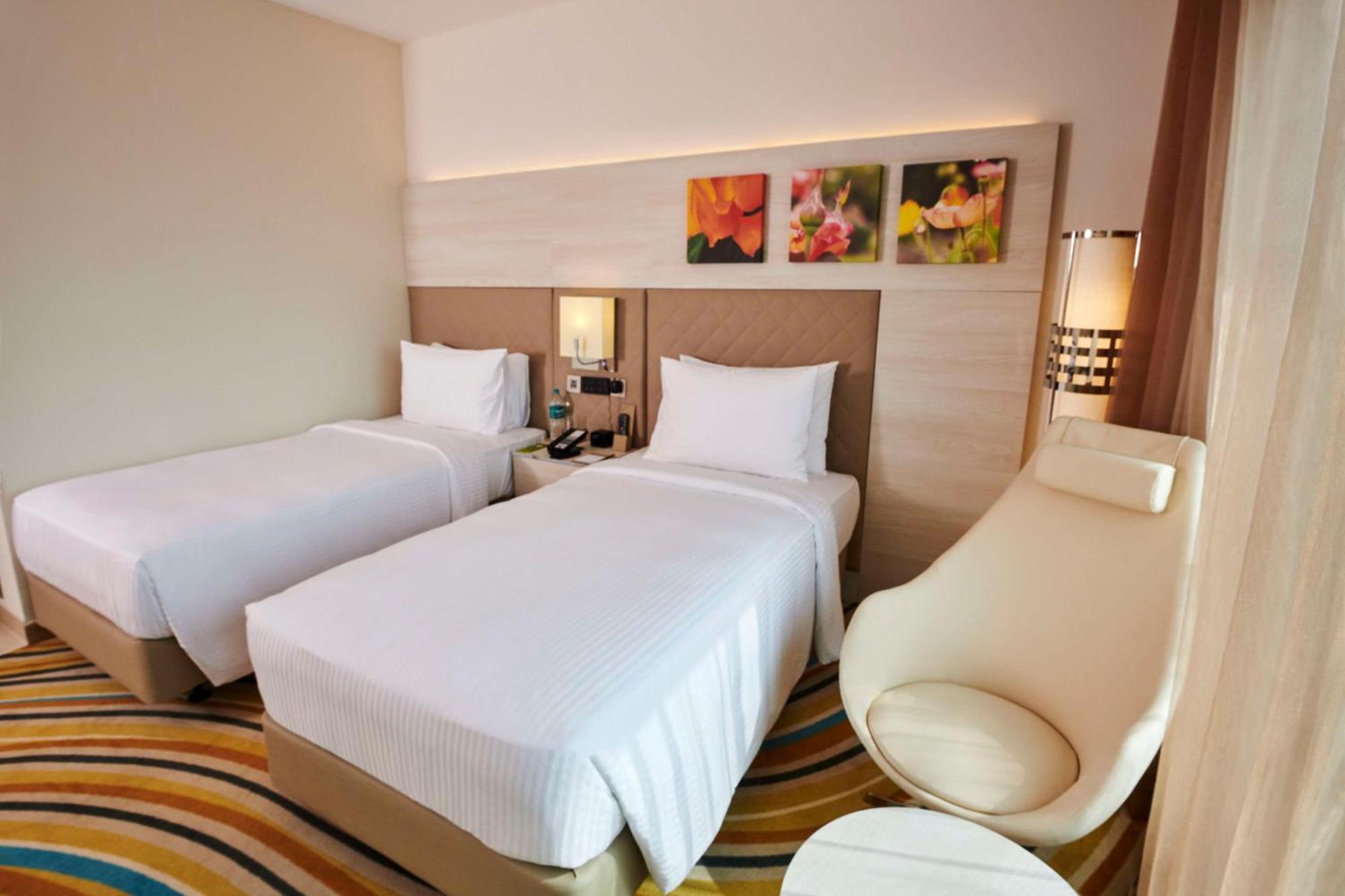 Hilton Garden Inn Lakhnau Kültér fotó