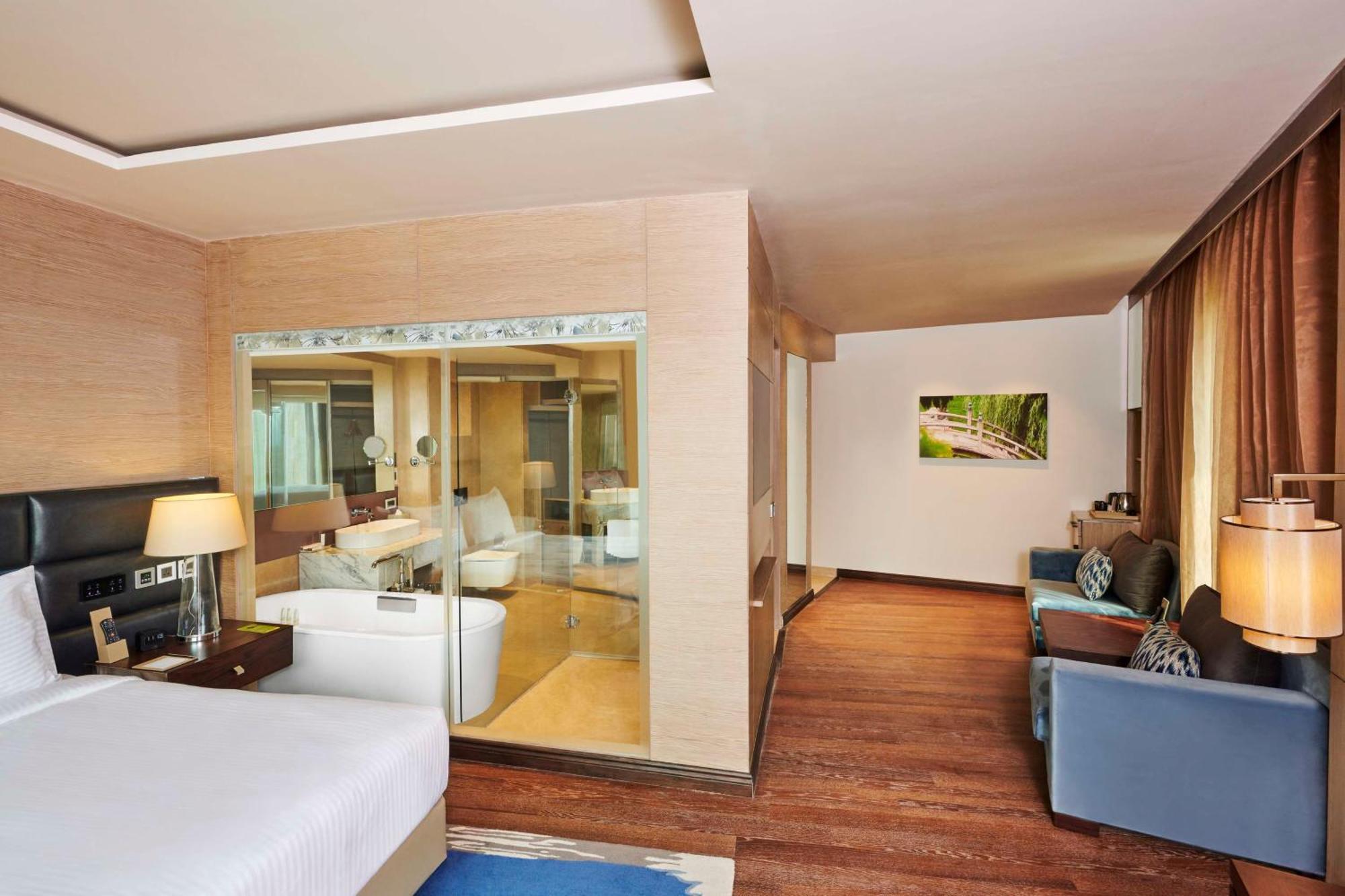 Hilton Garden Inn Lakhnau Kültér fotó