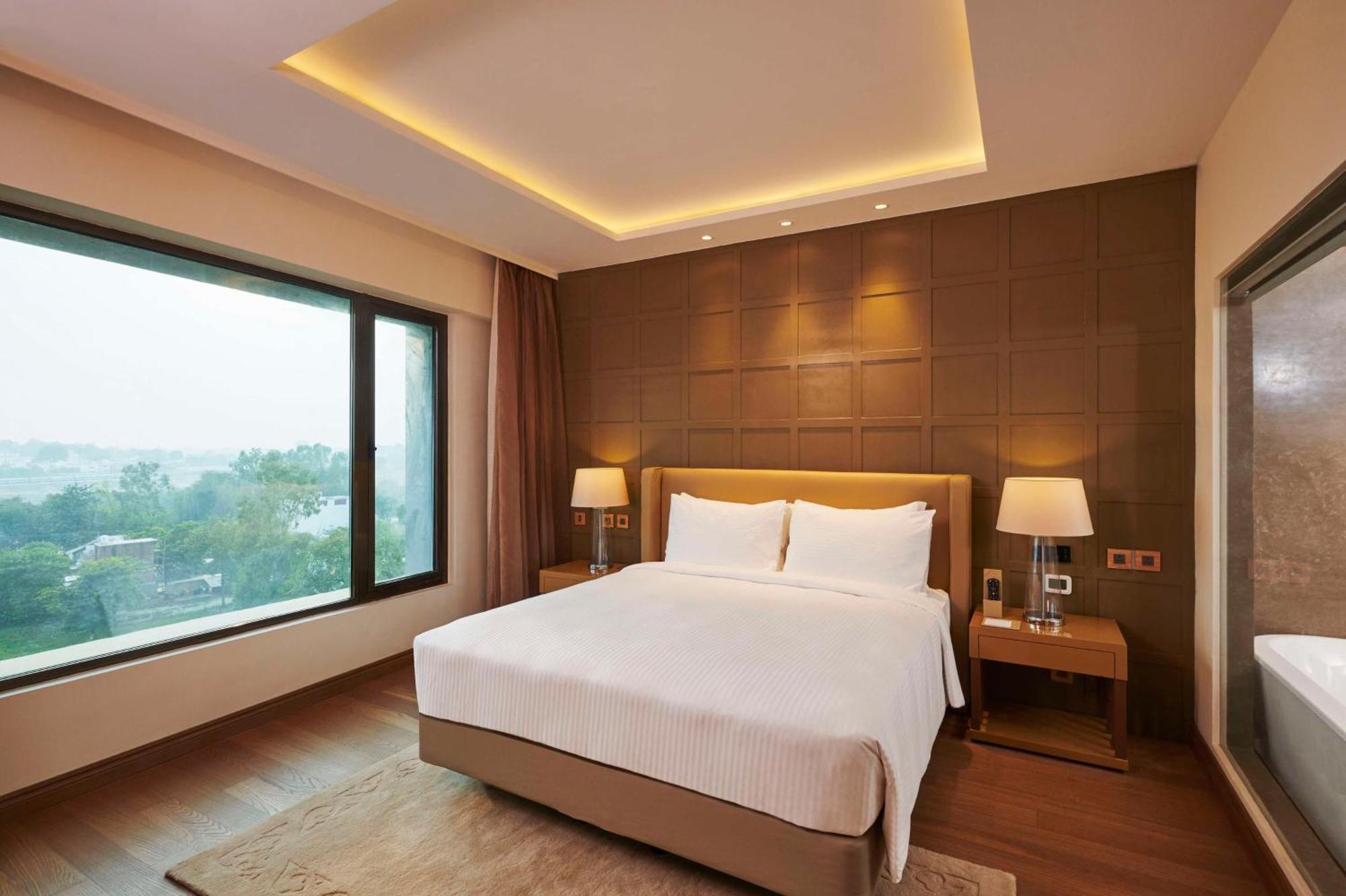 Hilton Garden Inn Lakhnau Kültér fotó