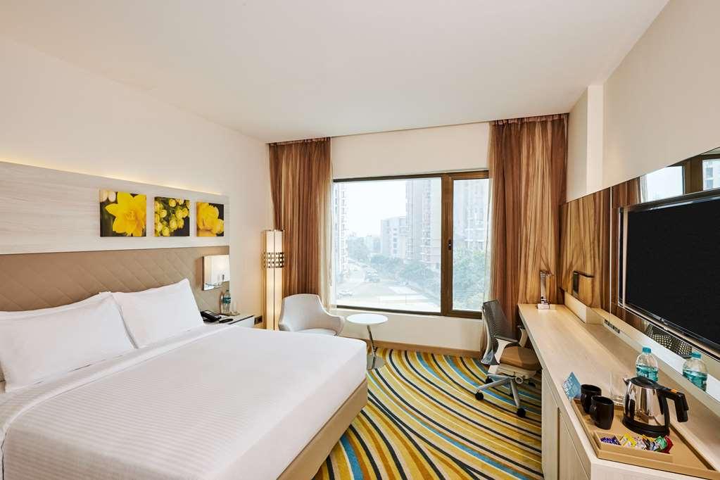 Hilton Garden Inn Lakhnau Szoba fotó